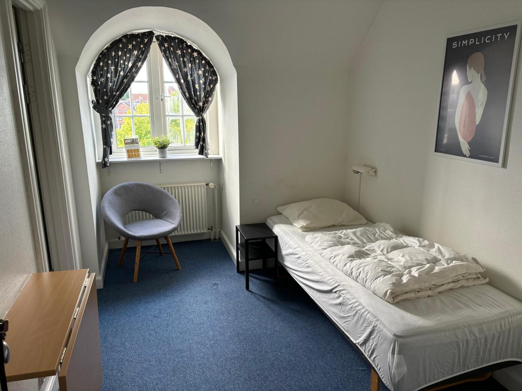 Danhostel Odense City Exterior foto A room at the Internationales Haus